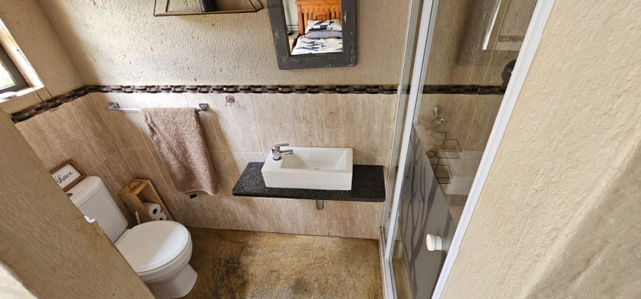 5 Bedroom Property for Sale in Mooinooi North West